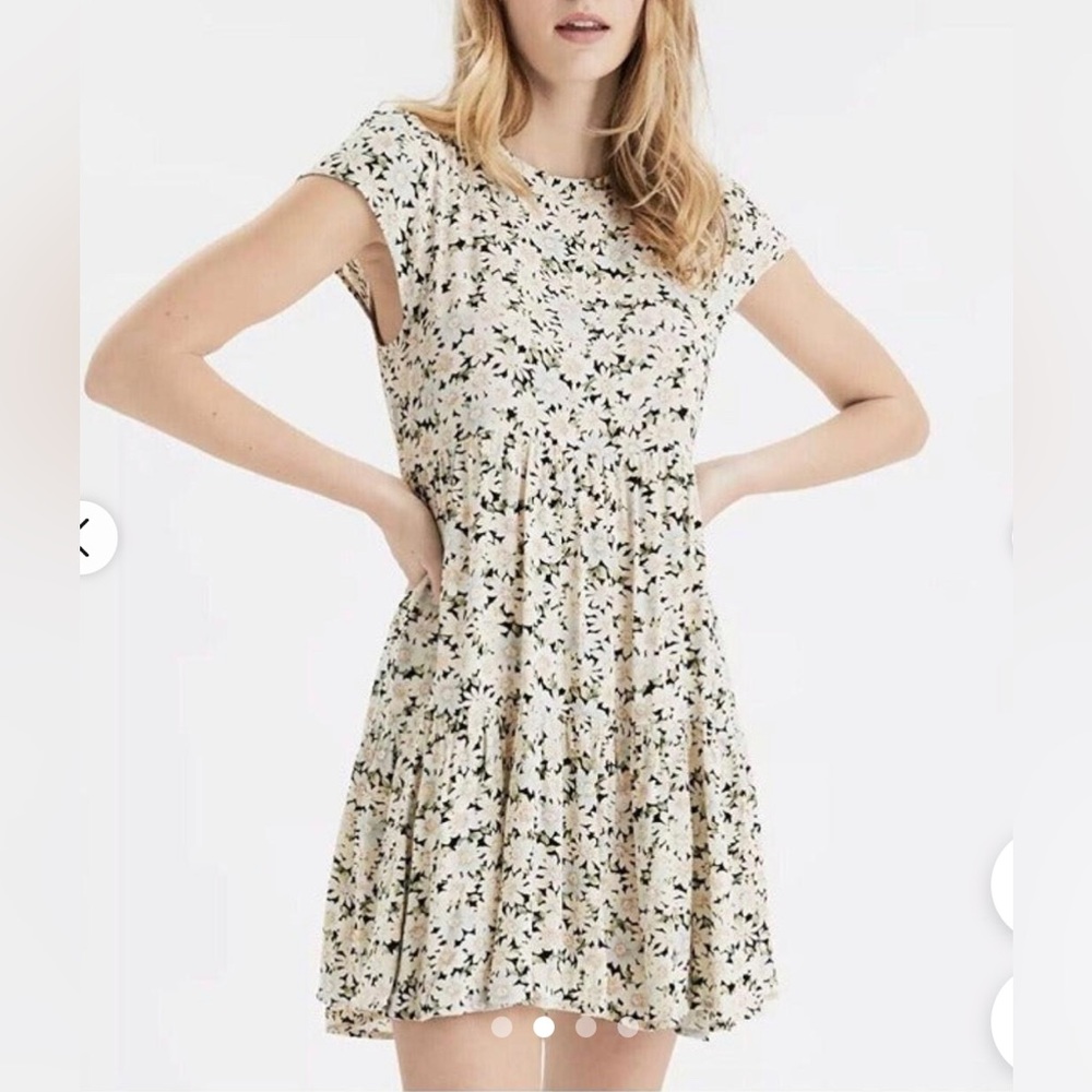 American Eagle Daisy Floral Baby Doll Swing Dress Open Back Large